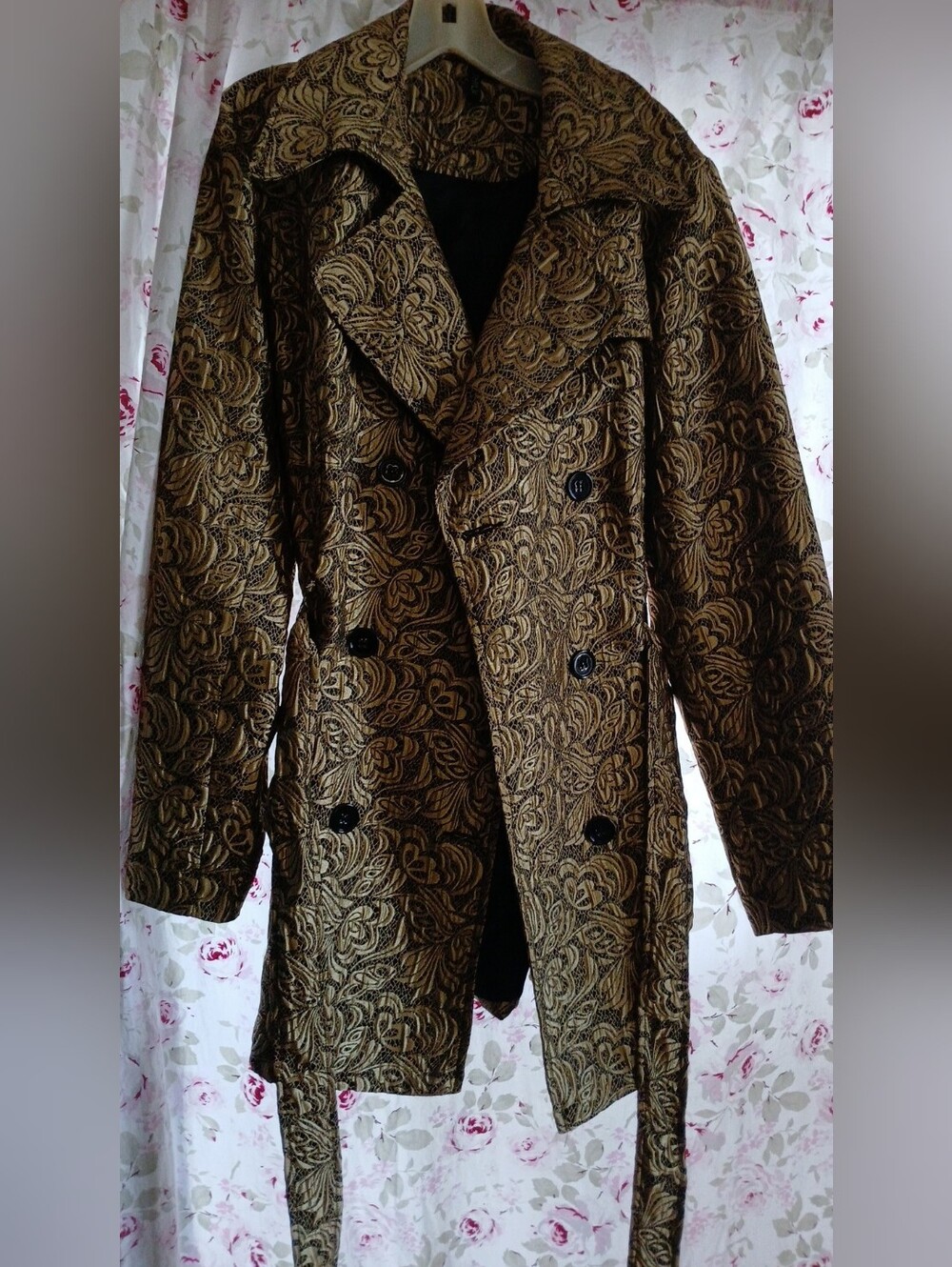 Womens Golden Coat Size Xl